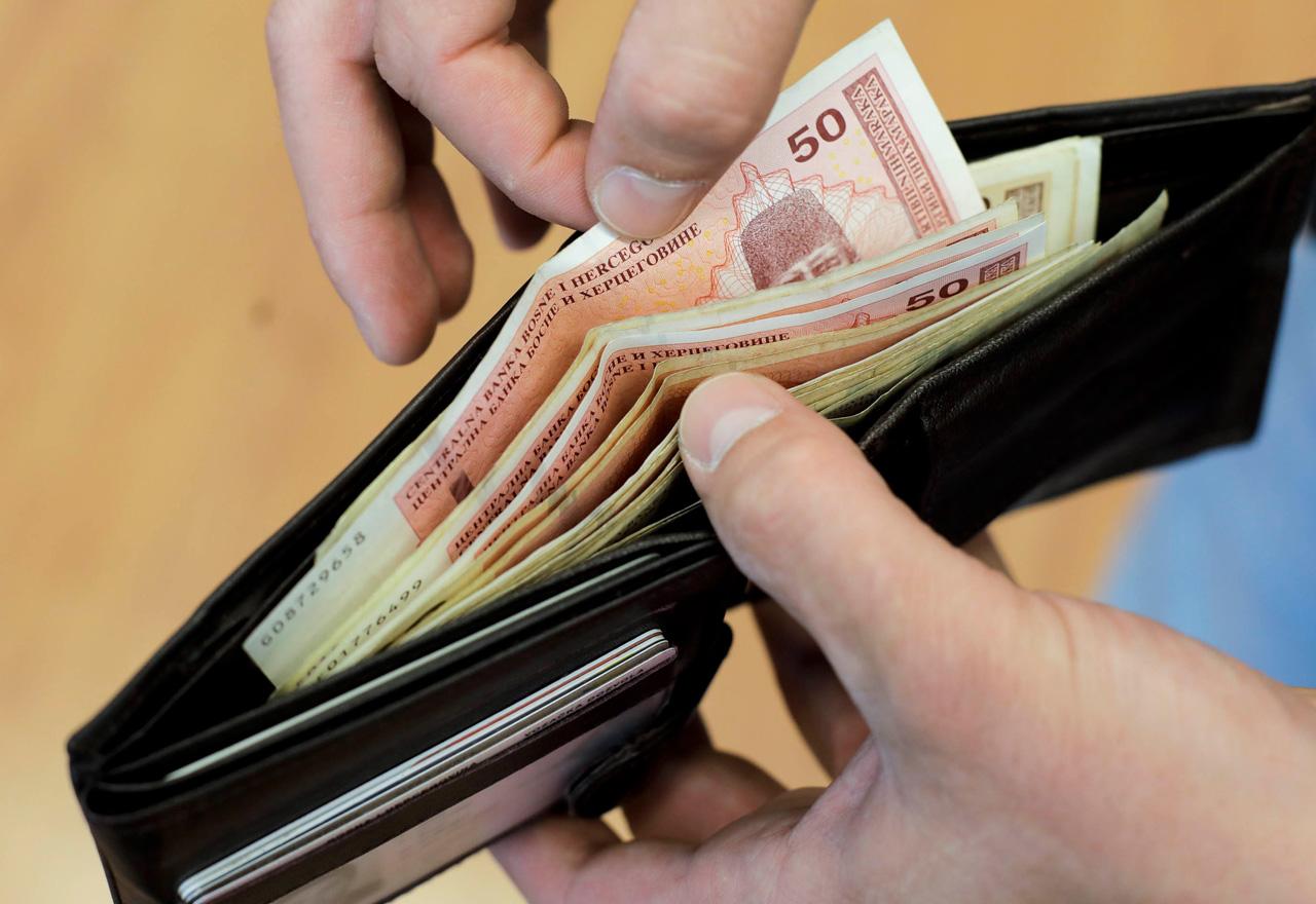 Još problema za Bosnu i Hercegovinu i njene građane zbog koronavirusa: Pandemija znatno smanjila priliv novca iz dijaspore