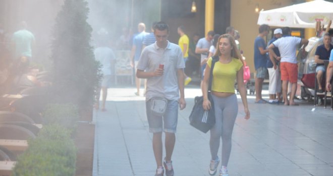 Nove preporuke Kriznog štaba KS: Izbjegavati javna okupljanja i ograničiti kretanje, ljekaru ići samo ako je neophodno