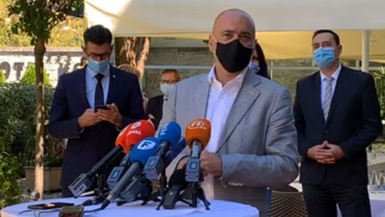 Donesena konačna odluka: Neće biti odgode početka školske godine u FBiH
