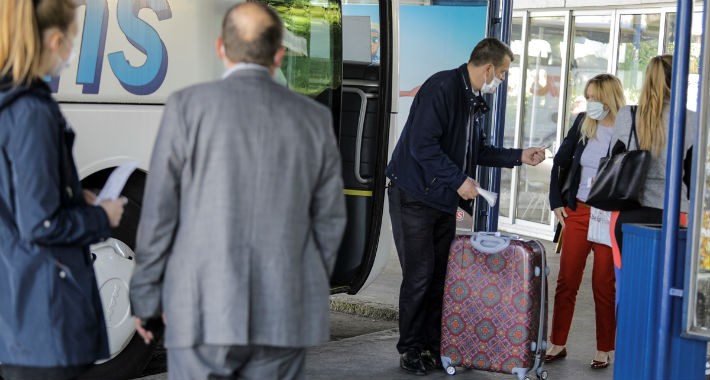 Ovo su nova pravila za korištenje javnog prevoza: Nema više ulaska u vozila Centrotransa i Grasa bez zaštitne opreme!