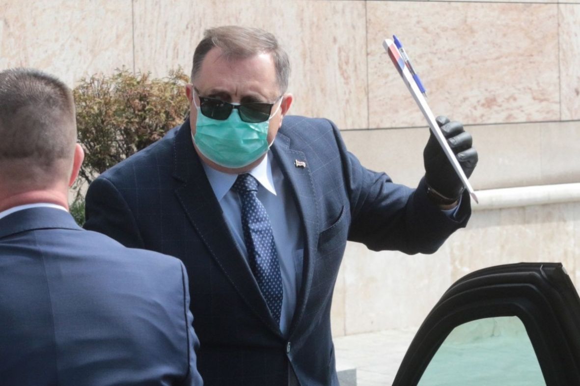 Dodik odgovorio Komšiću: Oružane snage BiH ne mogu na granicu sa Srbijom, Srbija je naša matična zemlja
