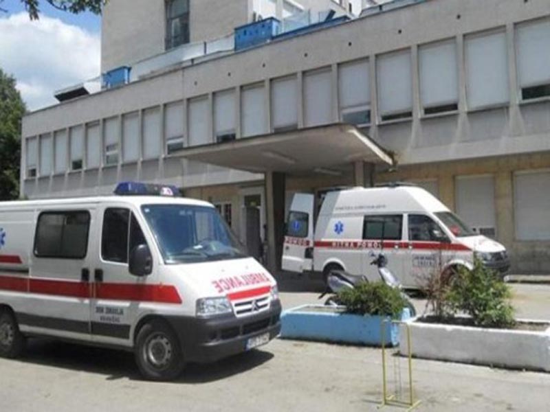 Na putu prema UKC-u Tuzla preminula 22-godišnja trudnica, ljekari nisu uspjeli ni spasiti bebu: Slučaj prijavljen policiji