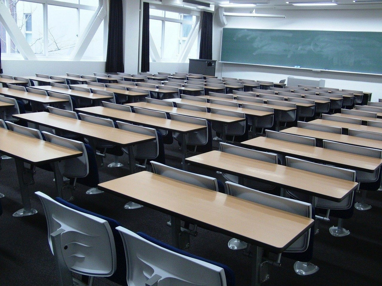 Kanton u BiH donio odluku: Učenici u školske klupe, studenti na fakultete 7. septembra