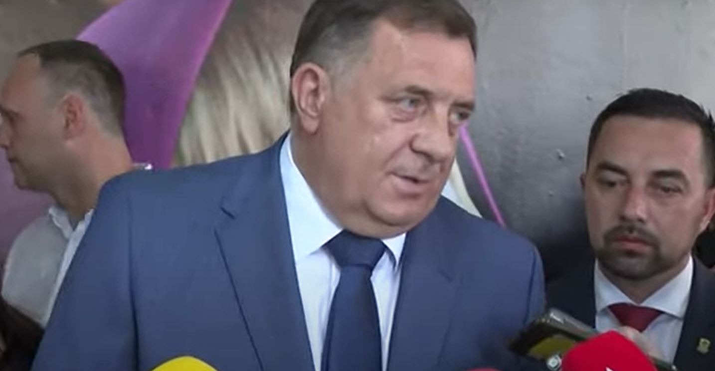 Oštra poruka Dodiku zbog akciza: “Podrugljivi smijeh u lice bh. građana, on ne plaća gorivo”