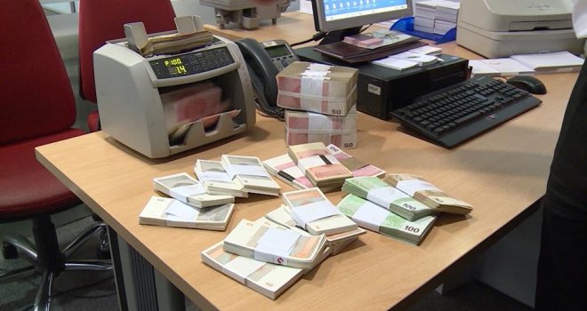 Nastavlja li se rast kamatnih stopa na kredite u Bosni i Hercegovini: Već sada su više nego u zemljama eurozone