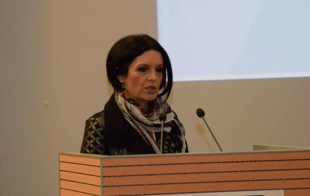 Isidora Graorac kritikovala klanjanje u školi u Srebrenici: Sutra se može očekivati da cijeli razredi to rade, da se škole pretvaraju u džamije