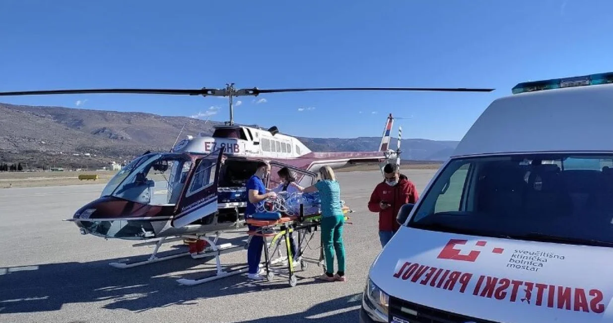 Hitna evakuacija iz Foče: Pacijent helikopterom prevezen u Banja Luku